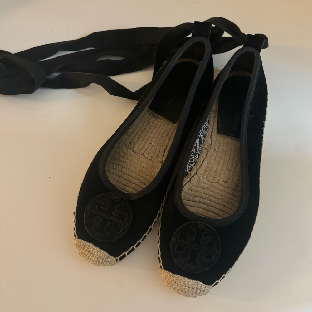 Tory Burch Minnie Espadrille Flats (Lace Up)